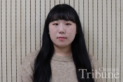 Kim Yoon-hwa (Sophomore, Department of Family Environment and Welfare)