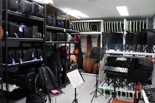 The club Orchestra's room confined with instruments