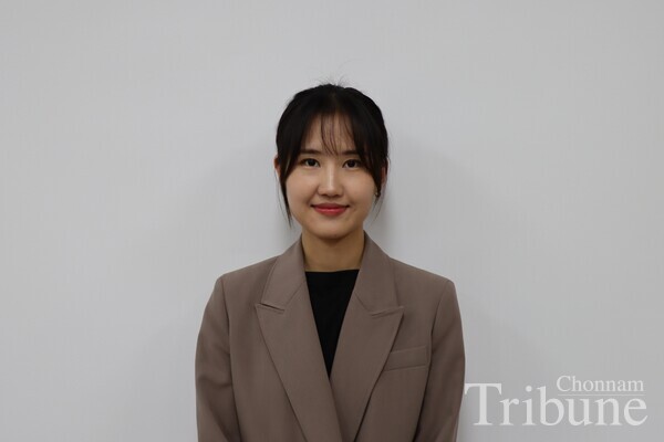 Park Seo-yeon, Senior, Dept. of Education