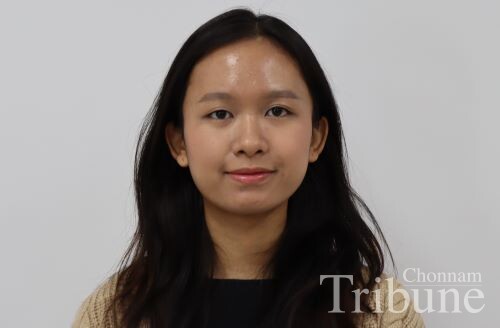 Zuly Moe, Freshman, Faculty of Business Administration