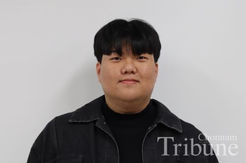 Bak Chan-yeong, Junior, Dept. of French Language and Literature