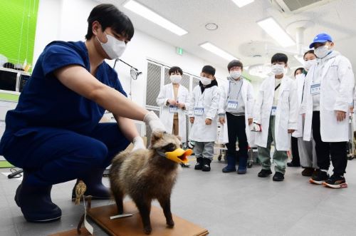 The center conducts an educational session for local children.