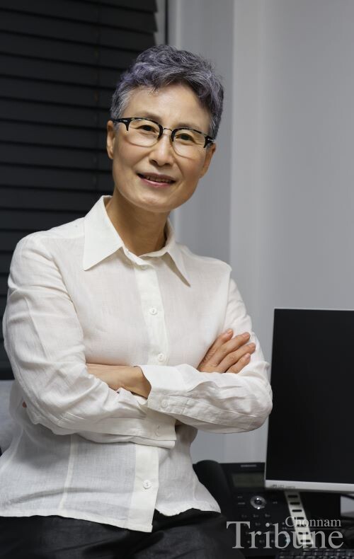 Professor Emeritus Roh Seung-hee